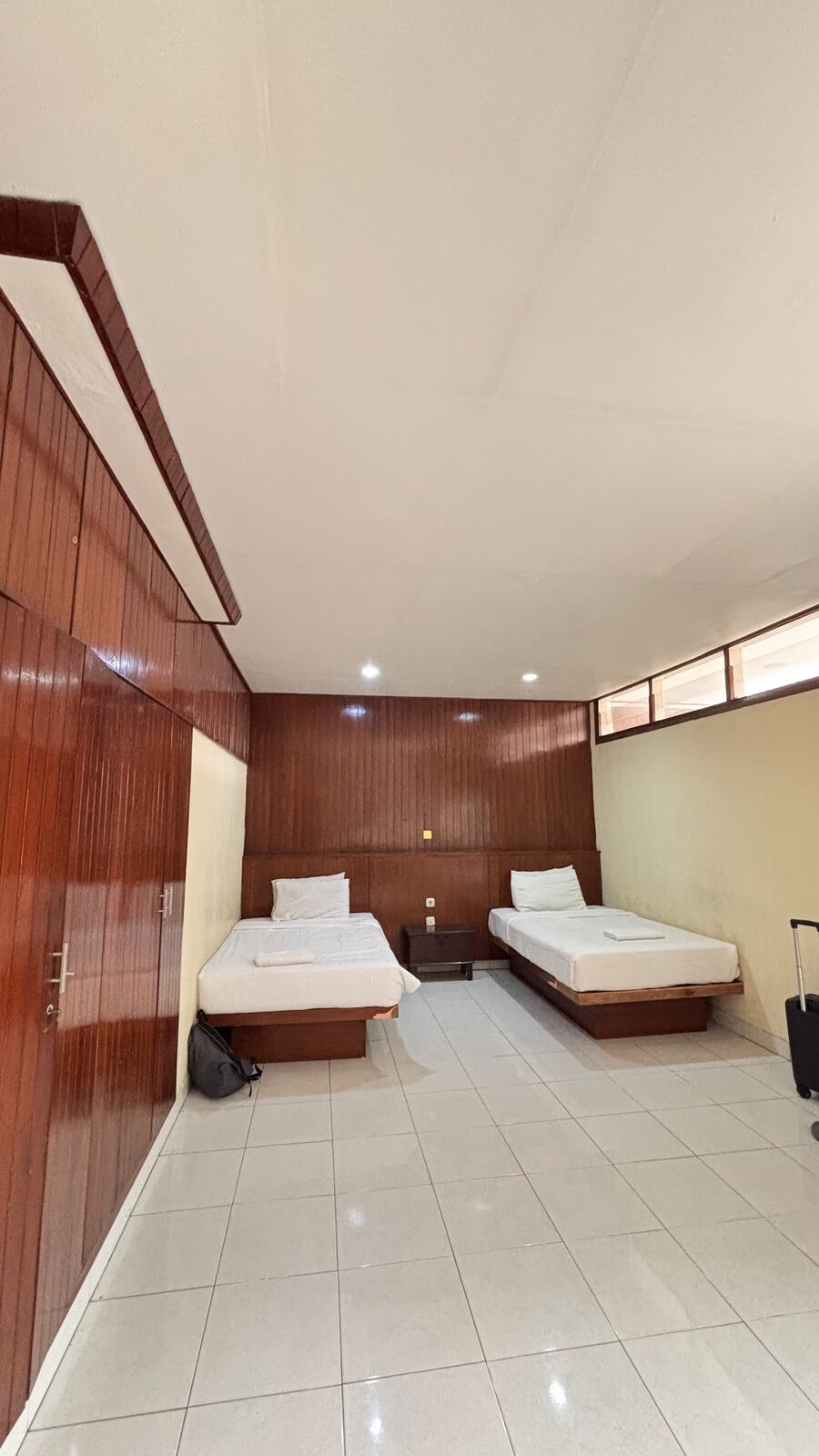 Deluxe Room — two beds, wood-panelled